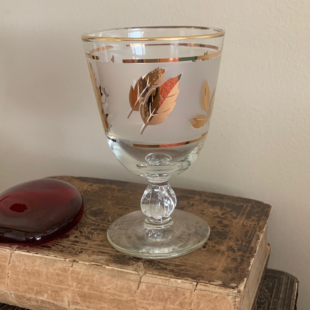 Gold Leaf Wine Glass vintage